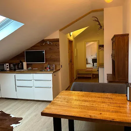 Schweizerhaus Apartament