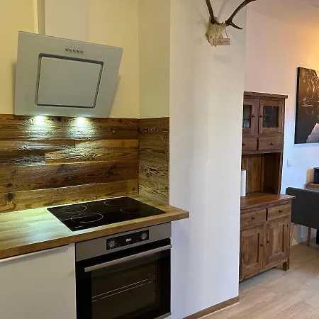 Schweizerhaus דירה *
