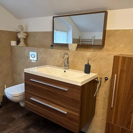 Schweizerhaus Apartment